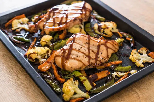 Sebzeli tavuk kızartma