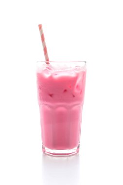 pembe çilek milkshake