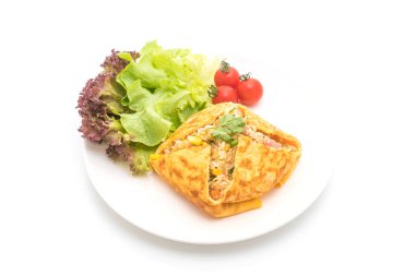 Bir omlet kaydırma aromalı Fried Rice