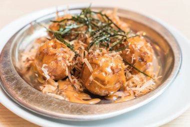 Kan ve ahtapot topları