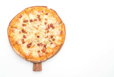 sosis ve peynir pizza