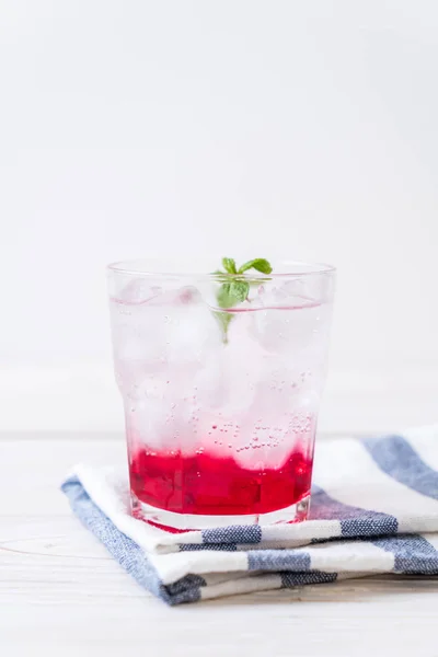 Soda aux fraises glacées — Photo