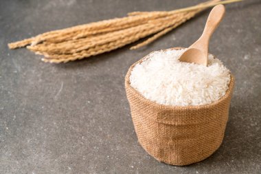 Tayland pirinç yasemin