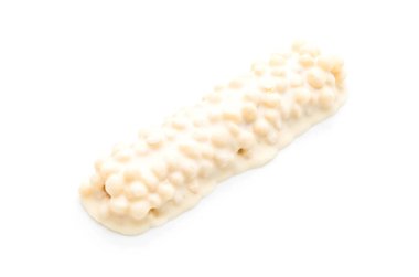 beyaz çikolata karamel ve gevrek gevrek bar ile