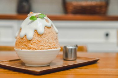 Tay süt çay buz tıraş