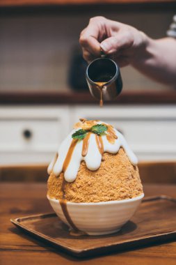 Tay süt çay buz tıraş