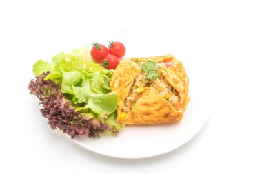 Bir omlet kaydırma aromalı Fried Rice