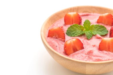 çilek smoothies kase