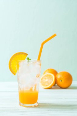 soda ile portakal suyu