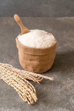 Tayland pirinç yasemin