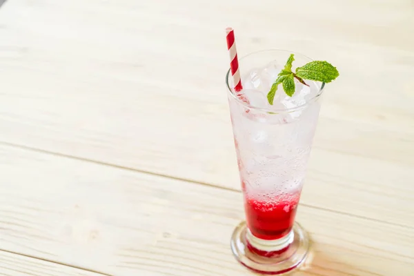 Soda aux fraises glacées — Photo