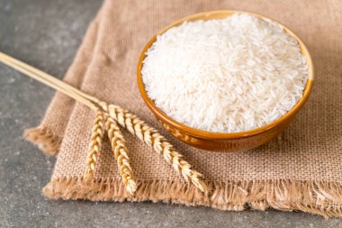 Tayland pirinç yasemin