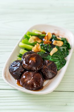 İstiridye soslu kızarmış Hong Kong Kale heyecan