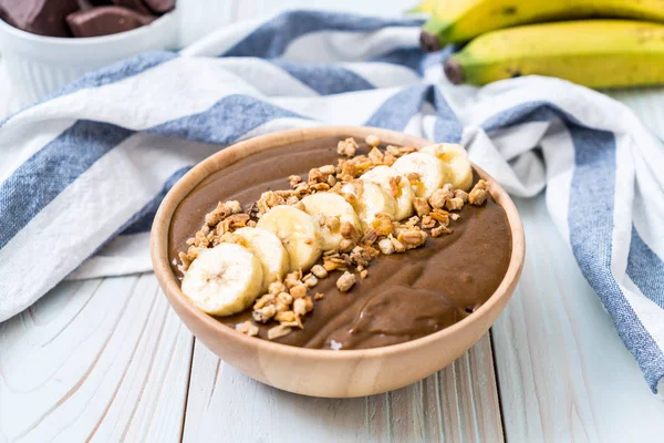 Tazón de batidos de chocolate —  Fotos de Stock