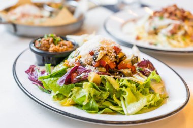 Meksika tako salatası