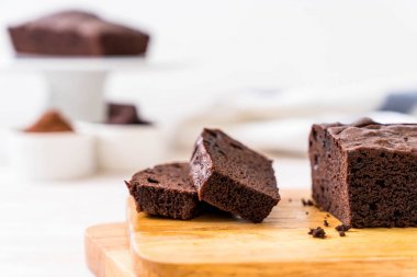 Çikolatalı browni kek