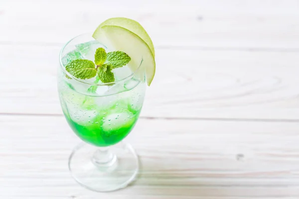 Soda de manzana verde — Foto de Stock