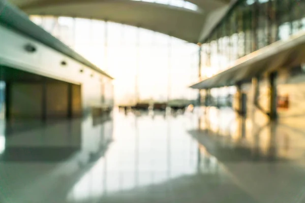 Abstract blur and defocused in empty train station or airport wi — Stock Photo, Image