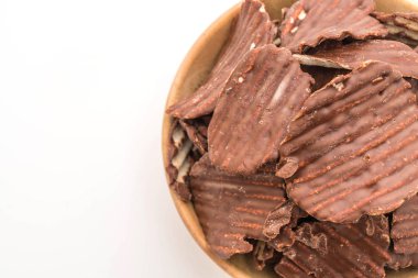 patates cipsi çikolata ile