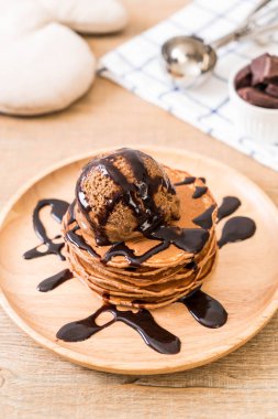 Çikolatalı dondurma ile gözleme