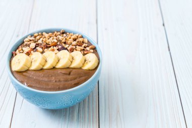 çikolata smoothies kase