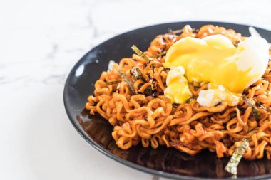 Kore baharatlı hazır şehriye 