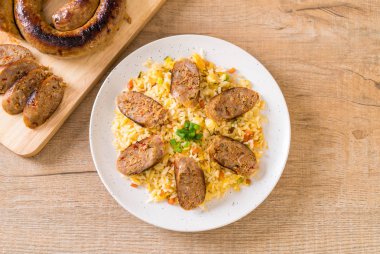 Fried Rice Notrhern Tay acılı sosis ile