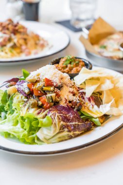 Meksika tako salatası