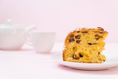 badem ile kuru üzüm Ekmek pasta