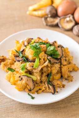 Kızarmış balık maw