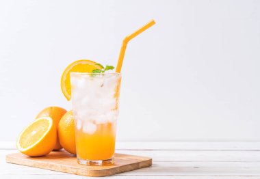 soda ile portakal suyu