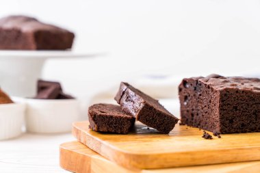 Çikolatalı browni kek