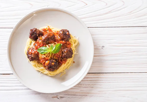 Espaguetis con albóndigas — Foto de Stock