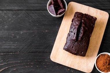 Çikolatalı browni kek