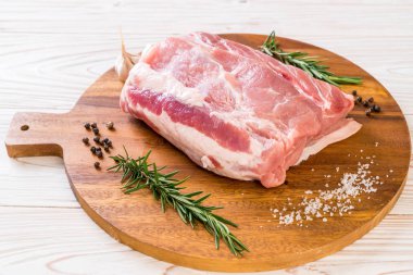 taze domuz ham filetosu