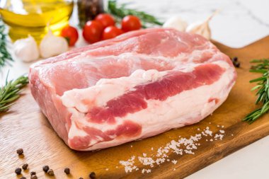 taze domuz ham filetosu