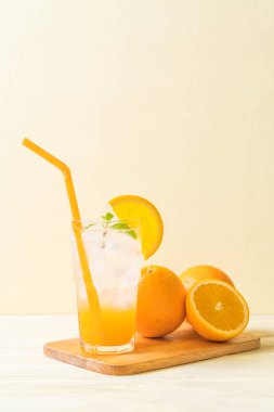 soda ile portakal suyu