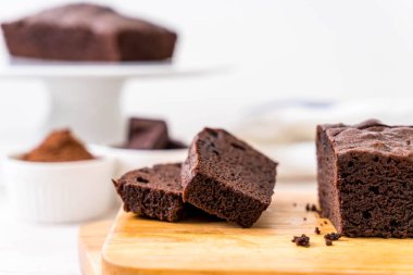 Çikolatalı browni kek