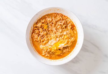 Tay baharatlı şehriye kase