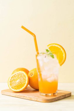 soda ile portakal suyu