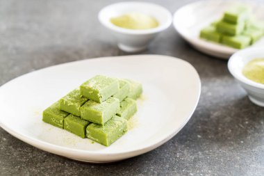 yumuşak çikolata yeşil çay 