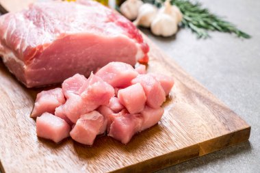 taze domuz ham filetosu