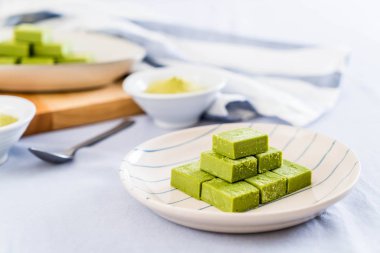 yumuşak çikolata yeşil çay 