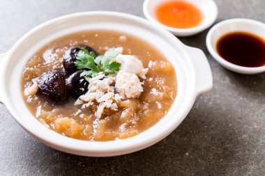 Kızarmış Balık Maw kırmızı et suyu çorbası Yengeç 