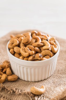 kavrulmuş kaju fıstığı