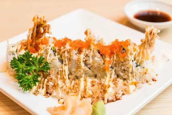 crispy shrimp sushi roll