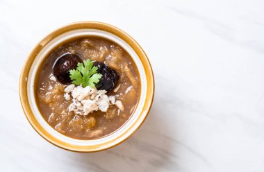 Kızarmış Balık Maw kırmızı et suyu çorbası Yengeç 