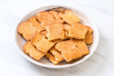 pişmiş ekmek sarımsaklı ekmek