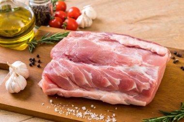 taze domuz ham filetosu