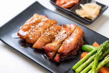 Teriyaki chiciken biftek